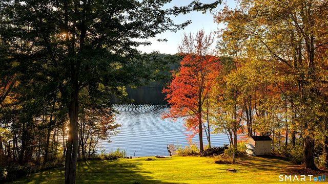 291 East Quasset Road, Woodstock, CT 06281