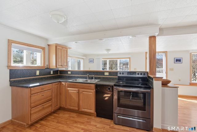 291 East Quasset Road, Woodstock, CT 06281