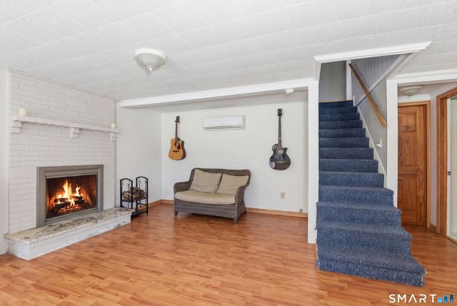 291 East Quasset Road, Woodstock, CT 06281