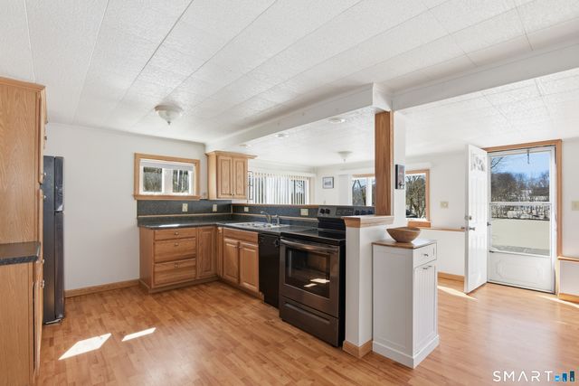 291 East Quasset Road, Woodstock, CT 06281