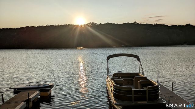 291 East Quasset Road, Woodstock, CT 06281