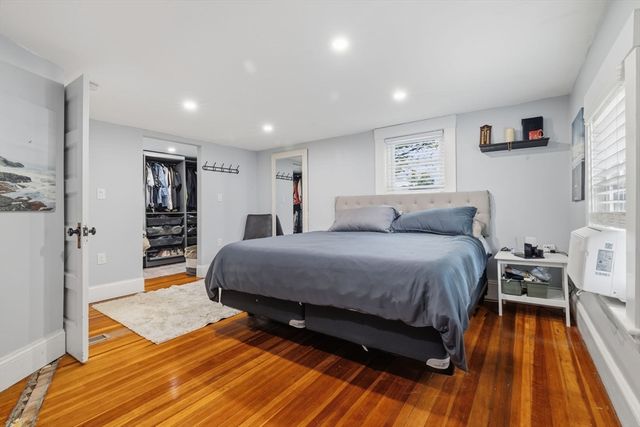 12 Lakeview Ave, Reading, MA 01867
