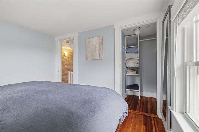 12 Lakeview Ave, Reading, MA 01867