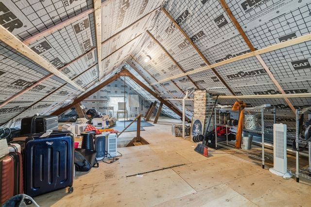 12 Lakeview Ave, Reading, MA 01867