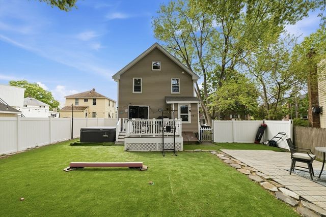 12 Lakeview Ave, Reading, MA 01867