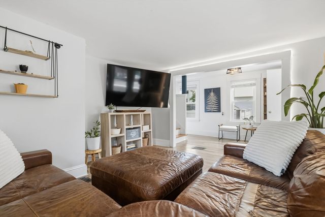 12 Lakeview Ave, Reading, MA 01867