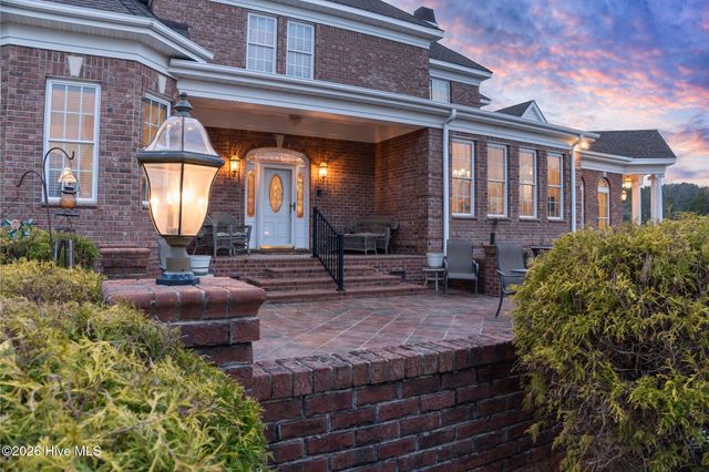 1133 Strawberry Branch Road, Kinston, NC 28501