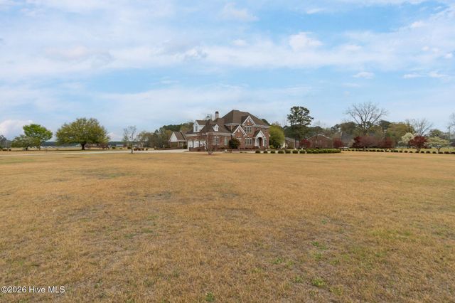 1133 Strawberry Branch Road, Kinston, NC 28501