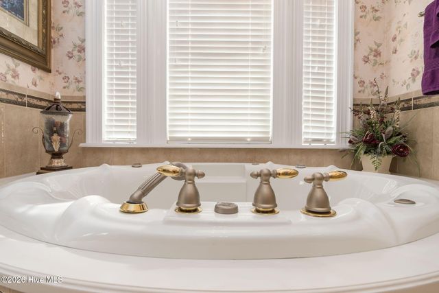 1133 Strawberry Branch Road, Kinston, NC 28501