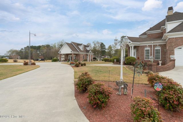 1133 Strawberry Branch Road, Kinston, NC 28501