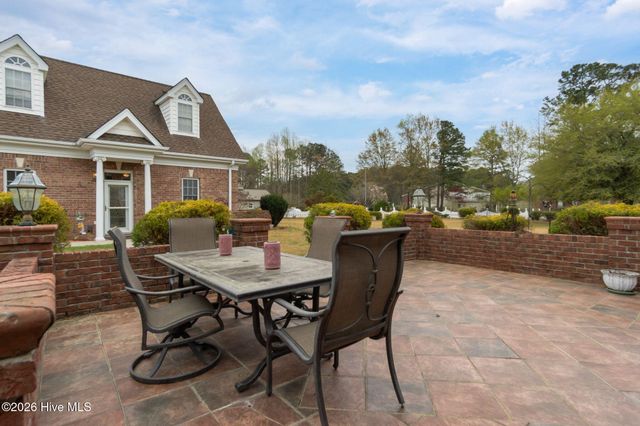 1133 Strawberry Branch Road, Kinston, NC 28501