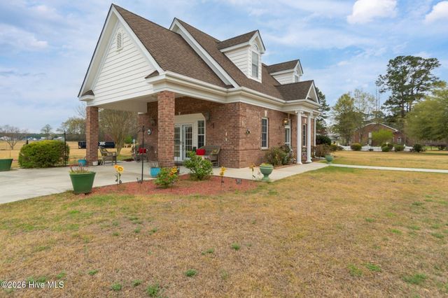 1133 Strawberry Branch Road, Kinston, NC 28501