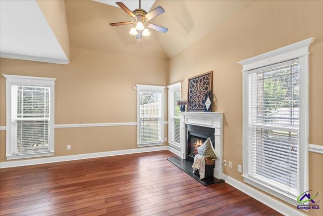 300 Cheshire Drive, Warner Robins, GA 31088