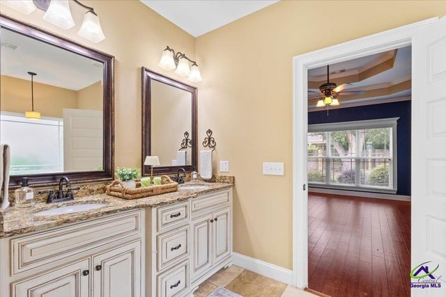 300 Cheshire Drive, Warner Robins, GA 31088