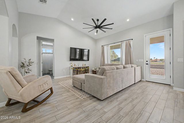 14959 S BROOK HOLLOW Road, Arizona City, AZ 85123
