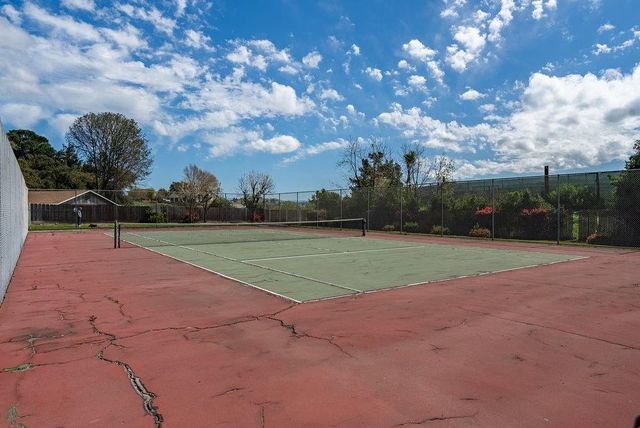 801 Nash Road B10, Hollister, CA 95023