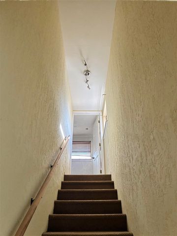 1305 NW Smith Ave, Lawton, OK 73507