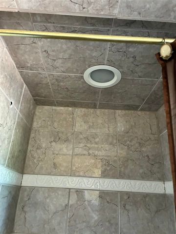 1305 NW Smith Ave, Lawton, OK 73507