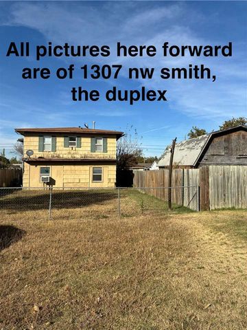 1305 NW Smith Ave, Lawton, OK 73507