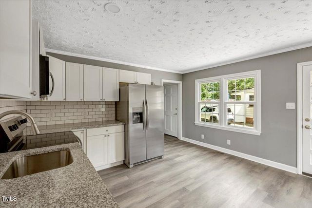 712 E 13th St Street, Roanoke Rapids, NC 27870