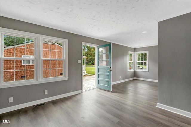 712 E 13th St Street, Roanoke Rapids, NC 27870