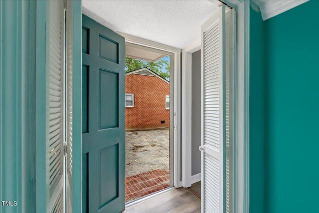 712 E 13th St Street, Roanoke Rapids, NC 27870