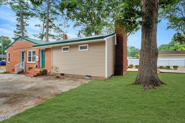 712 E 13th St Street, Roanoke Rapids, NC 27870