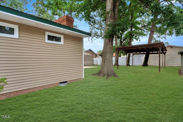 712 E 13th St Street, Roanoke Rapids, NC 27870