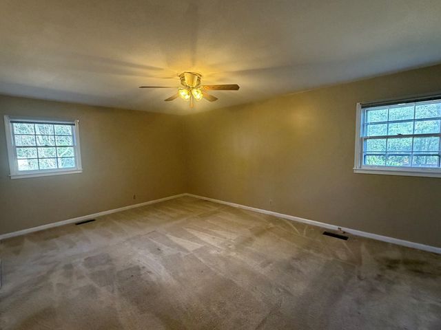 1506 Montcliff Dr, Dothan, AL 36303