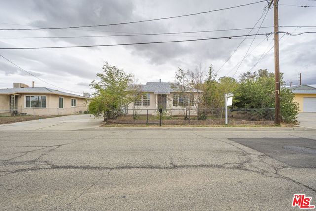 38020 12th Street, Palmdale, CA 93550