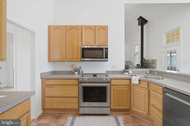 160 BUFFLEHEAD DR, Harpers Ferry, WV 25425
