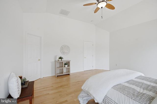 160 BUFFLEHEAD DR, Harpers Ferry, WV 25425