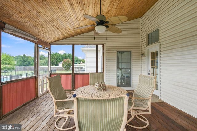 160 BUFFLEHEAD DR, Harpers Ferry, WV 25425