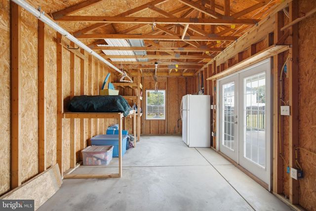 160 BUFFLEHEAD DR, Harpers Ferry, WV 25425