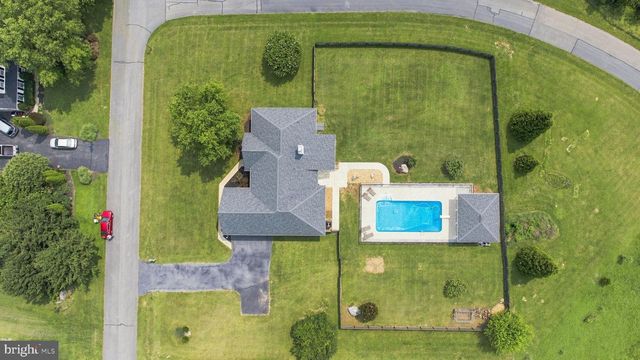 160 BUFFLEHEAD DR, Harpers Ferry, WV 25425