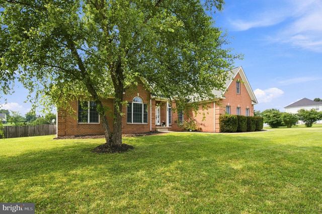 160 BUFFLEHEAD DR, Harpers Ferry, WV 25425