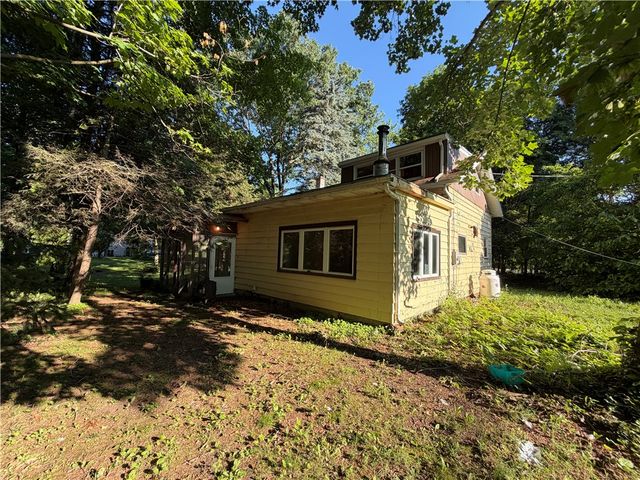 560 County Road 7, Manchester, NY 14432