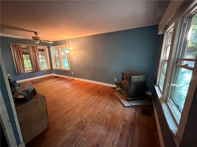 560 County Road 7, Manchester, NY 14432