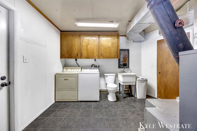 10298 N 19th Street, Plainwell, MI 49080