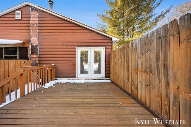 10298 N 19th Street, Plainwell, MI 49080