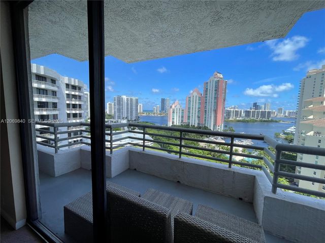 3300 NE 191st Street 1918, Aventura, FL 33180