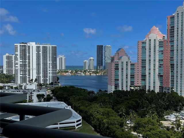 3300 NE 191st Street 1918, Aventura, FL 33180