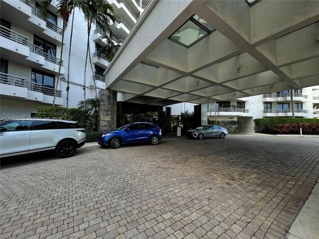 3300 NE 191st Street 1918, Aventura, FL 33180