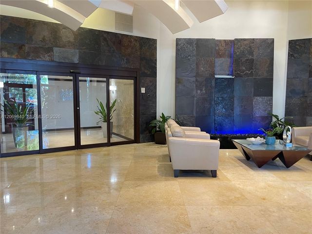3300 NE 191st Street 1918, Aventura, FL 33180