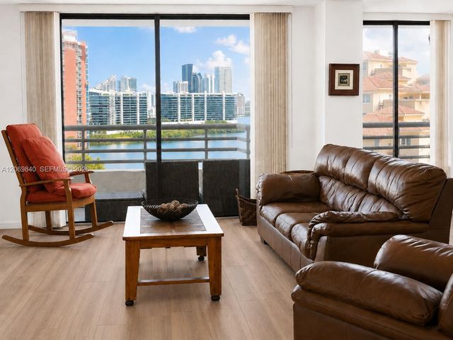 3300 NE 191st Street 1918, Aventura, FL 33180