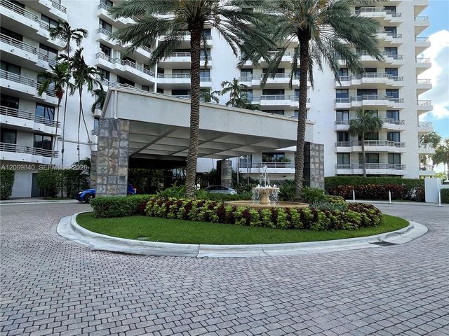 3300 NE 191st Street 1918, Aventura, FL 33180