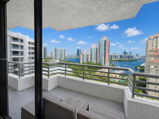 3300 NE 191st Street 1918, Aventura, FL 33180
