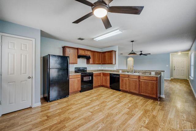 11442 Buck Cyn, San Antonio, TX 78252