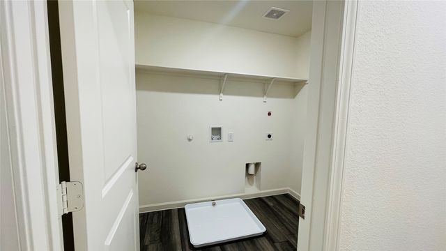 26 glen crossings, Edgecliff Village, TX 76134