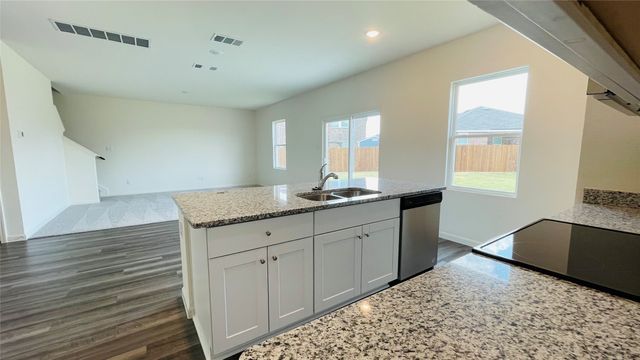 26 glen crossings, Edgecliff Village, TX 76134